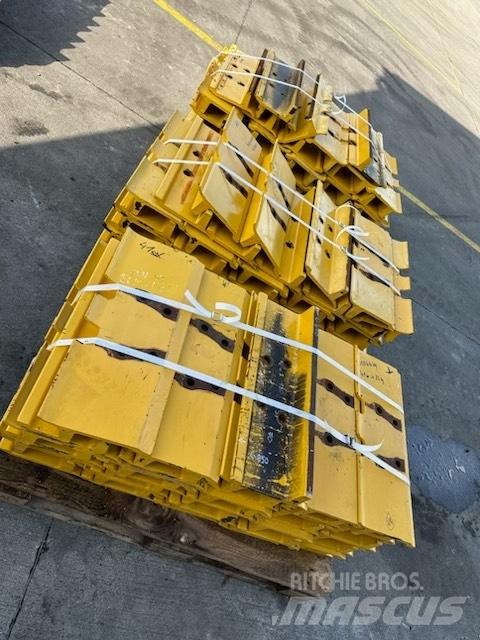 Komatsu d 85 plate Cadenas, orugas y chasis