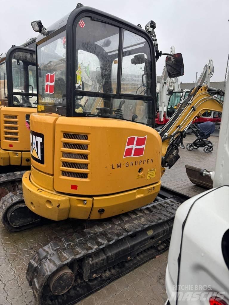 CAT 302.7 D Mini excavadoras < 7t