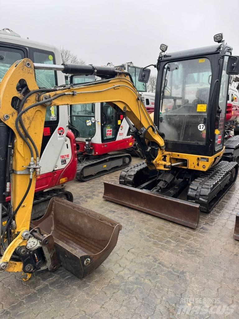 CAT 302.7 D Mini excavadoras < 7t