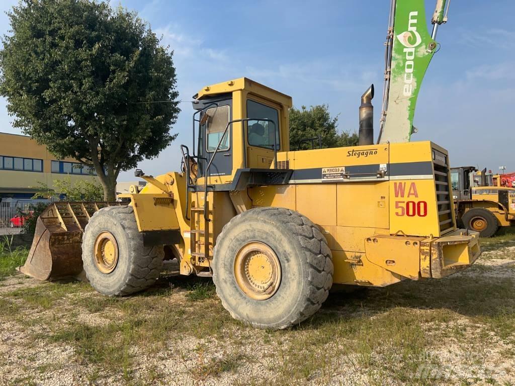 Komatsu WA 500-1 Cargadoras sobre ruedas