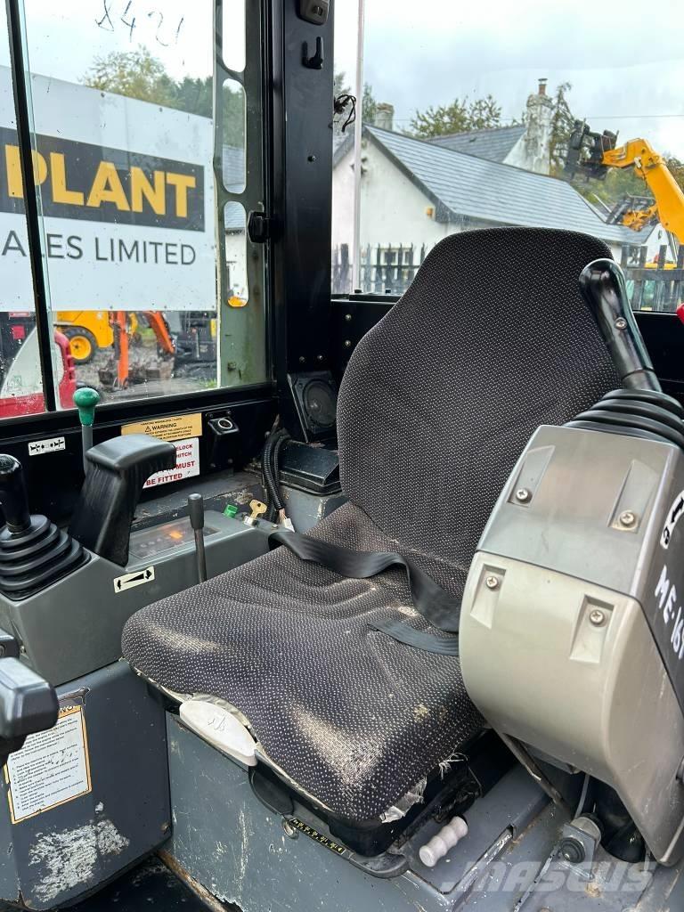 Takeuchi TB 23 R Mini excavadoras < 7t