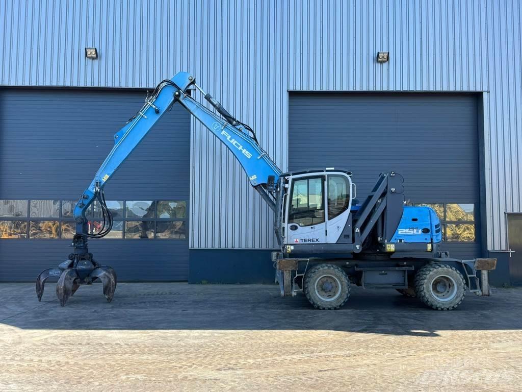 Fuchs MHL 250 E Excavadoras de manutención
