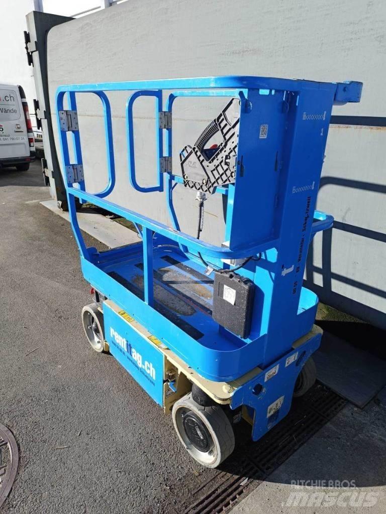 JLG 1230 ES Ascensores de personal y montacargas de acceso