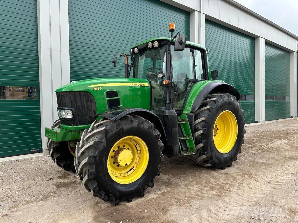 John Deere 7530 Tractores