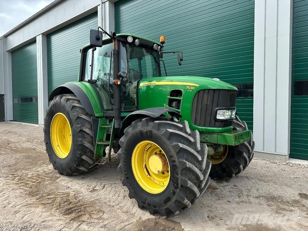 John Deere 7530 Tractores