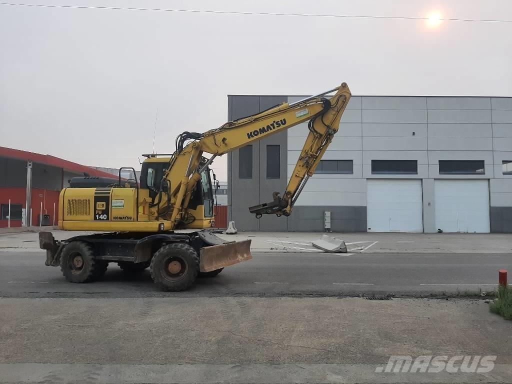 Komatsu PW 140-7 Excavadoras de ruedas