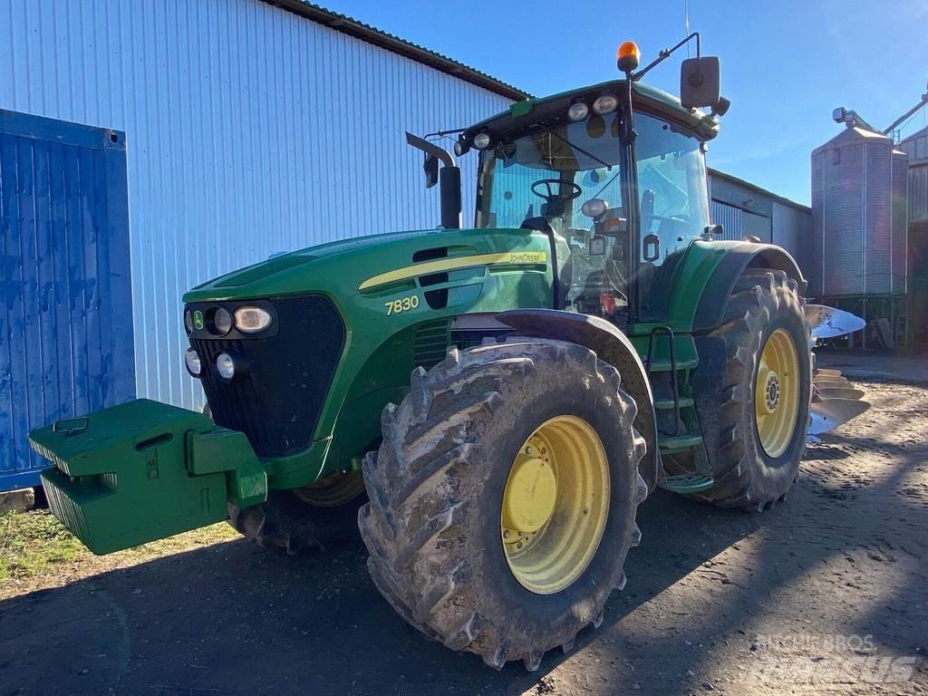 John Deere 7830 Tractores