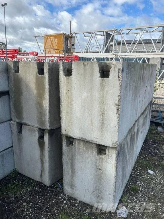 Potain MR 225 Grúas torre