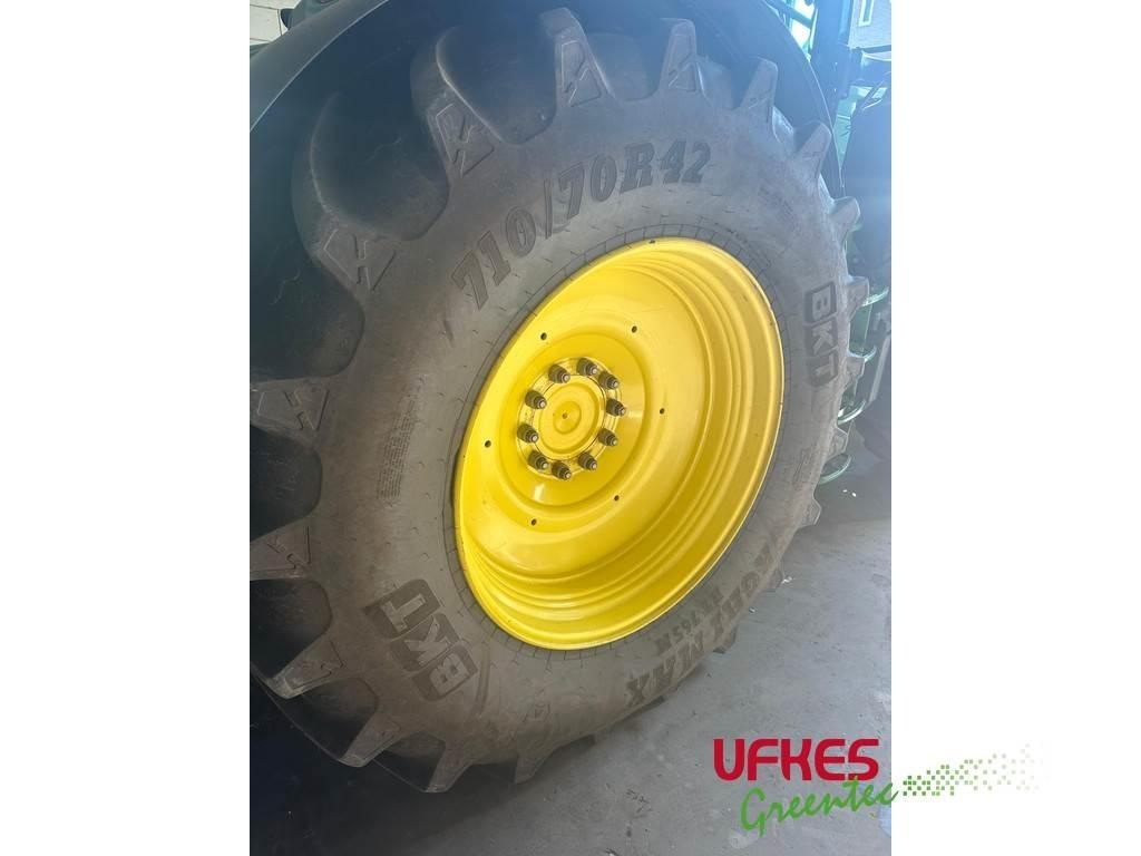 John Deere 6215 R Tractores