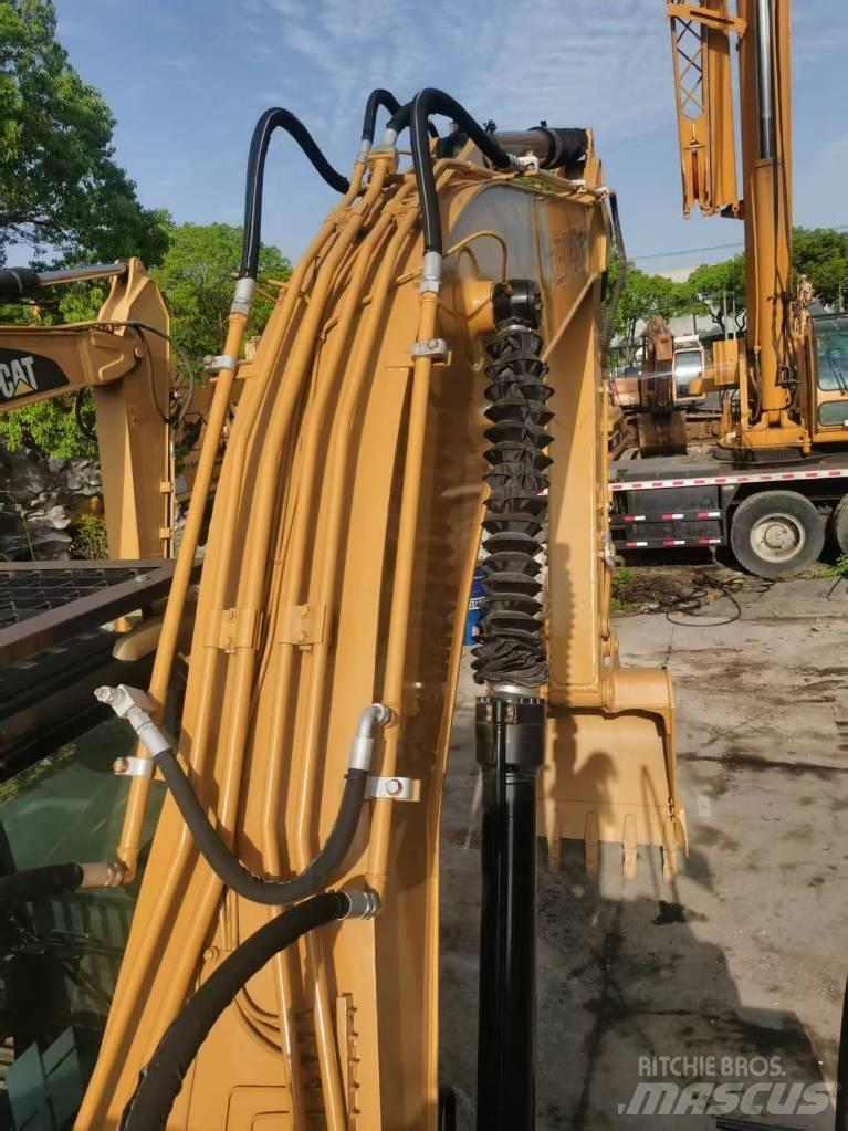 CAT 320d2 Excavadoras 7t - 12t