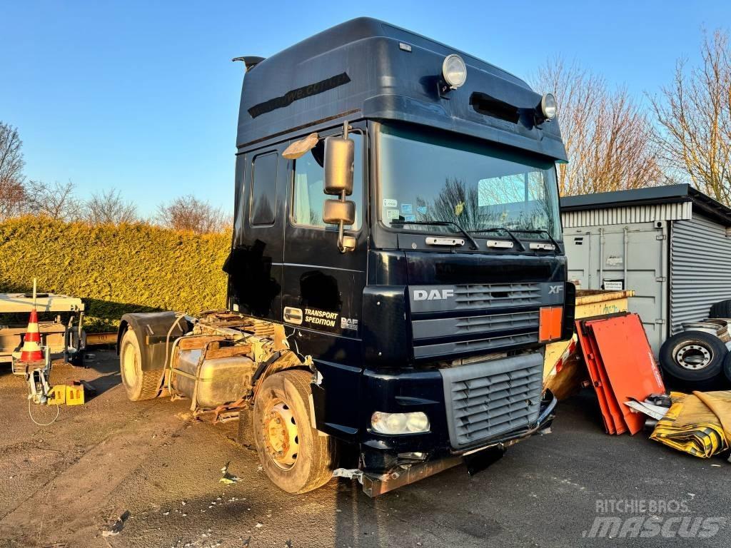 DAF XF 95.430 Cabezas tractoras