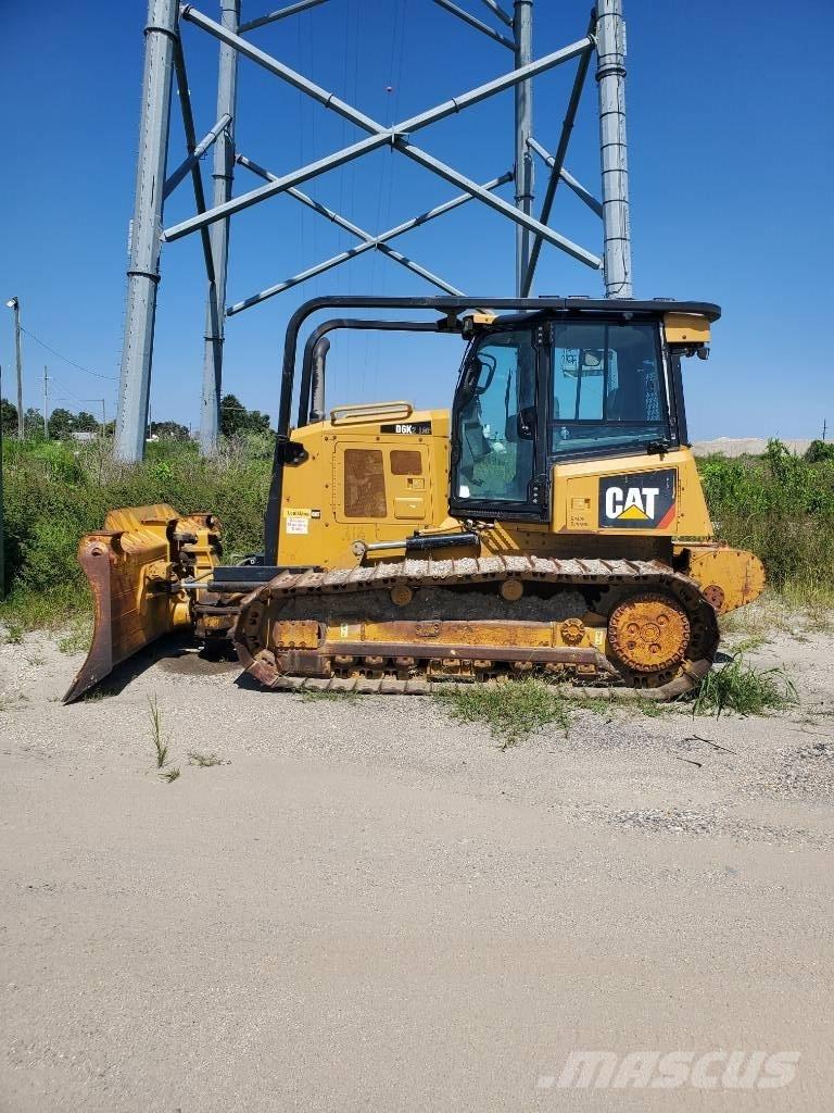 CAT D 6 K 2 LGP Buldozer sobre oruga
