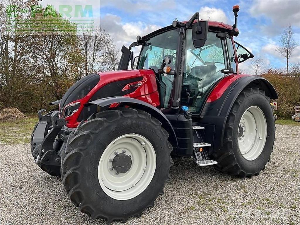 Valtra n155e aktiv Tractores