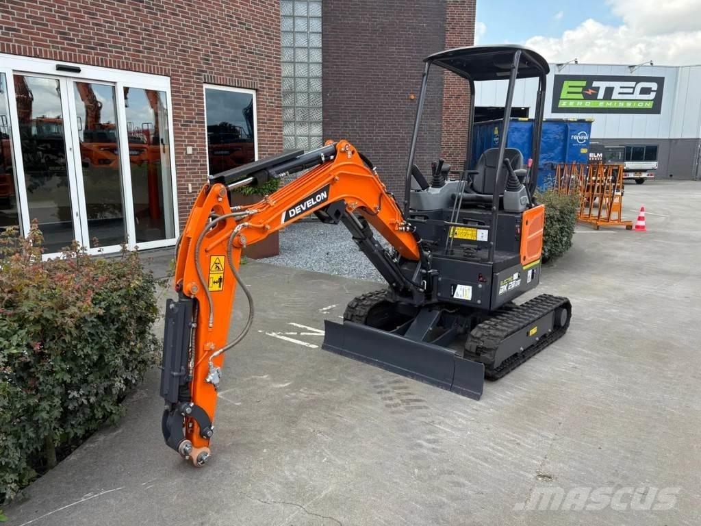 Develon DX20ZE Mini excavadoras < 7t