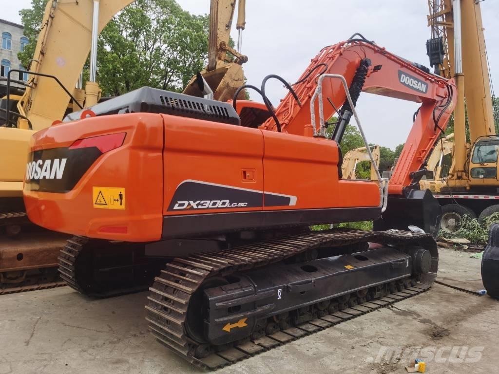 Doosan DX 300 LC Excavadoras de cadenas