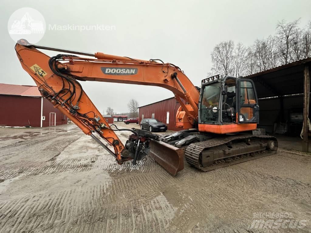 Doosan DX 235 LCR Excavadoras de cadenas