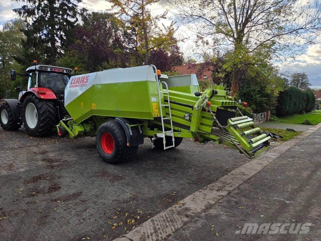 CLAAS Quandrant 2200 Empacadoras cuadradas