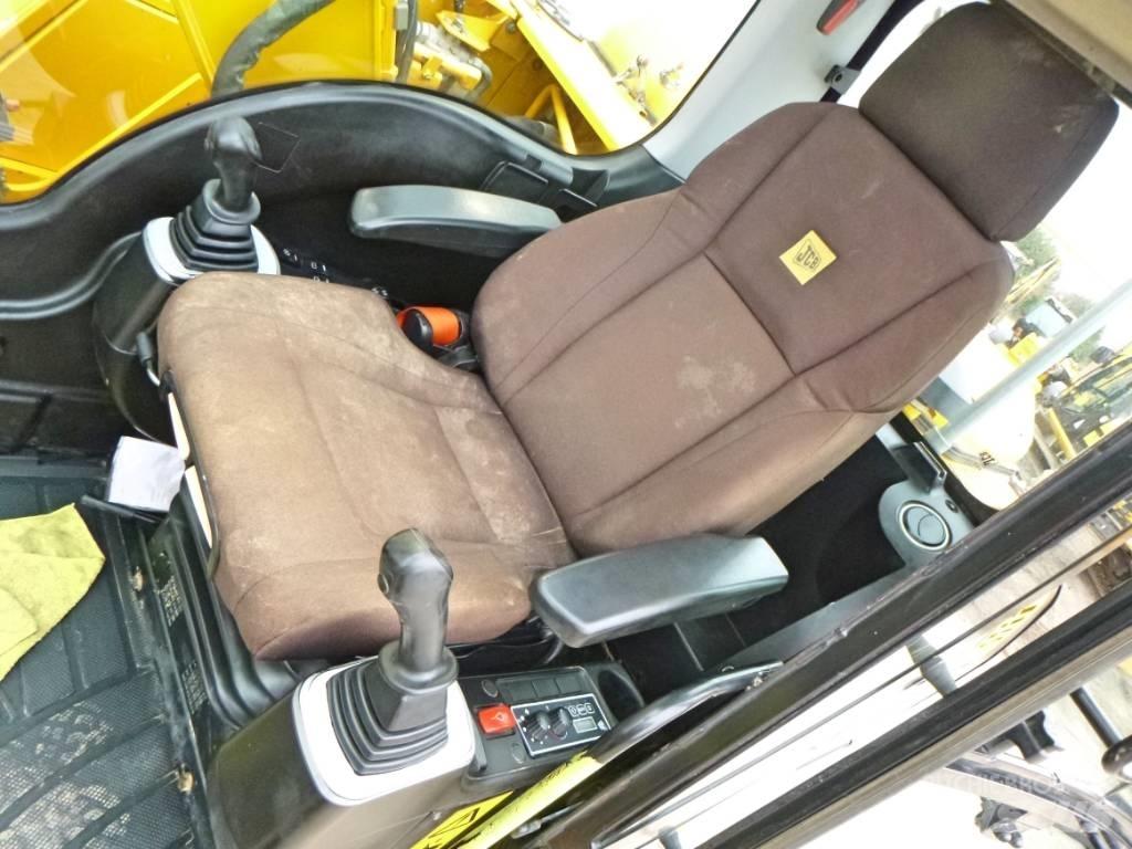 JCB JS 130 LC Excavadoras de cadenas