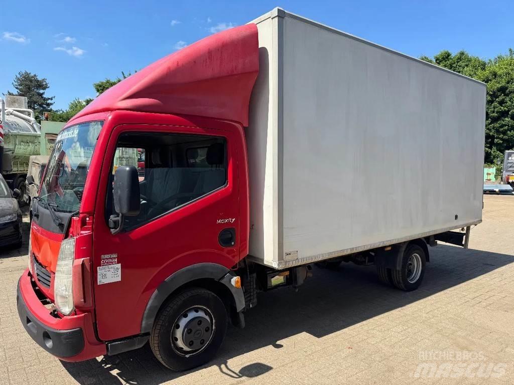 Renault Maxity 130 Otras furgonetas
