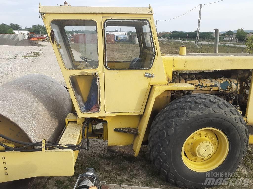 Bomag BW 212 D Compactadores de suelo