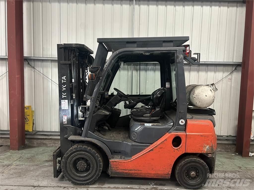 Toyota 02-8FGF25 Carretillas LPG