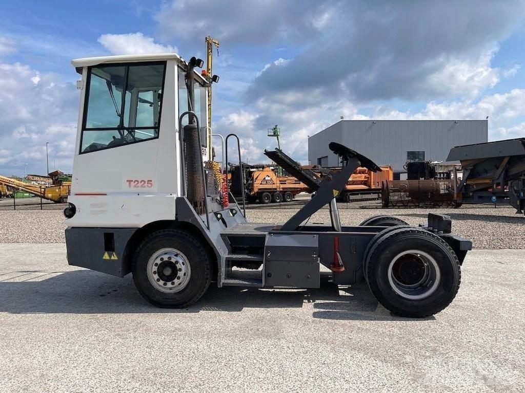  T225 Cabezas tractoras para terminales