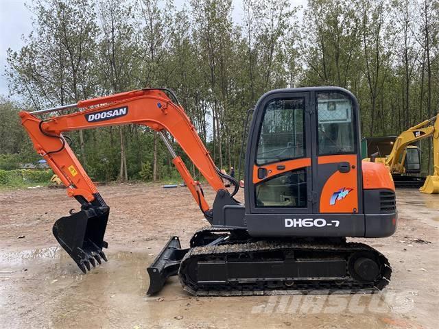 Doosan dh60-7 Mini excavadoras < 7t