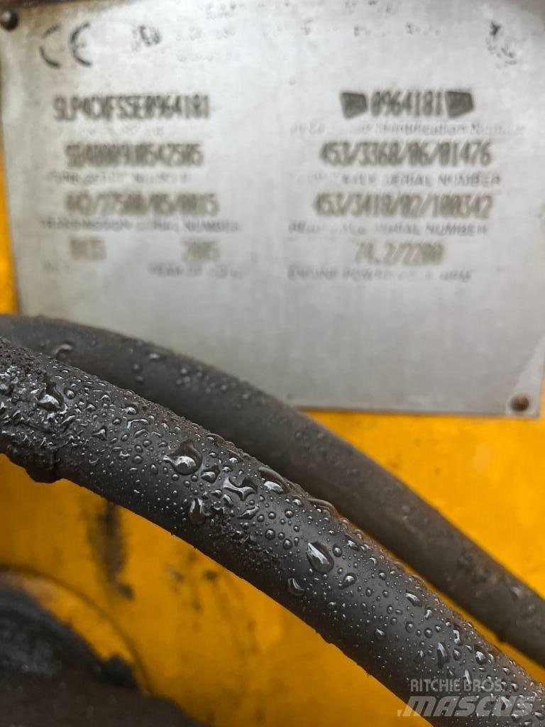 JCB 4 X Cargadoras sobre ruedas
