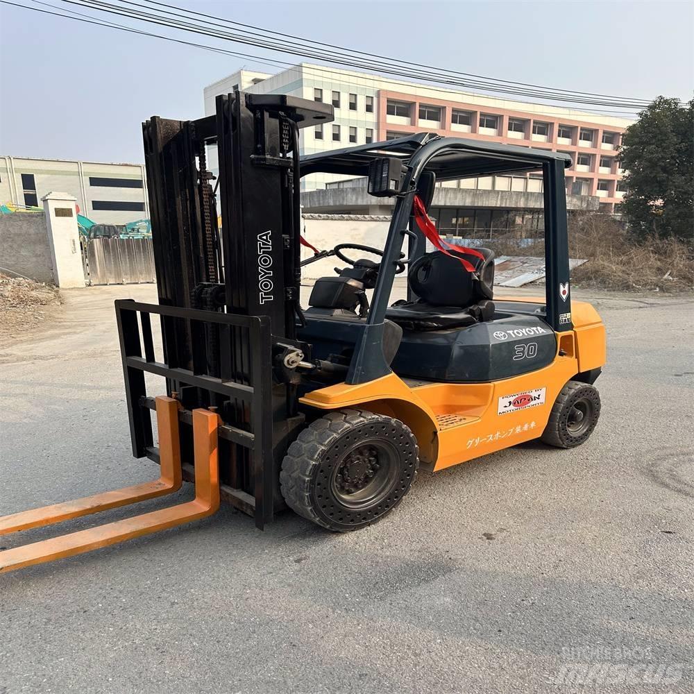 Toyota 62-7 FD N 30 Carretillas diesel