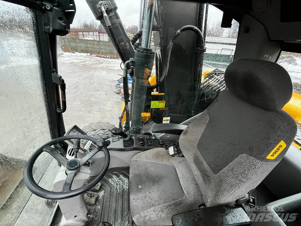 Volvo EW 140 C Excavadoras de ruedas