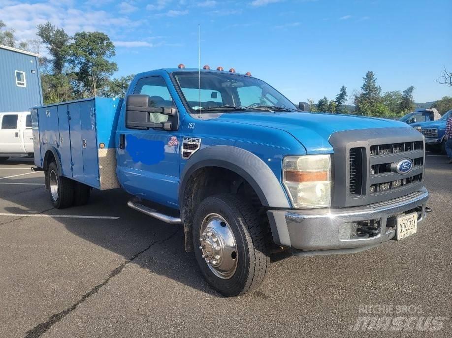 Ford F 550 XL Vehículos - Taller