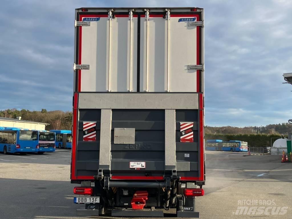 MAN TGX 26.520 Camiones caja cerrada