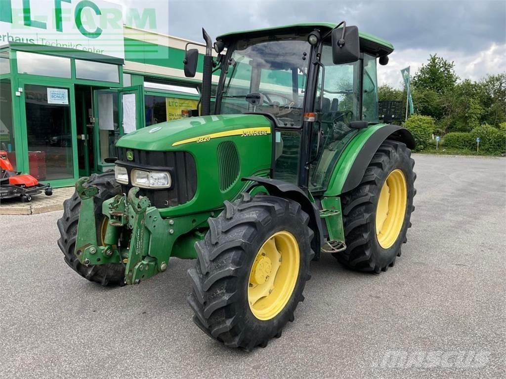 John Deere 5820 Tractores