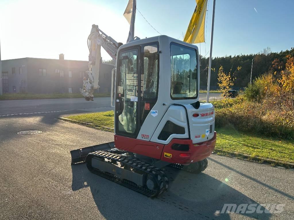 Takeuchi TB 225A V3 Mini excavadoras < 7t