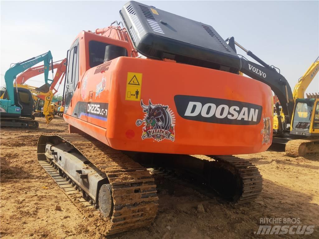 Doosan DH 225 LC-7 Excavadoras de cadenas