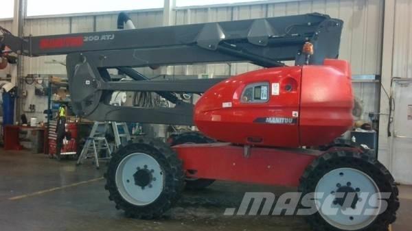 Manitou 200ATJ Plataforma de trabajo articulada
