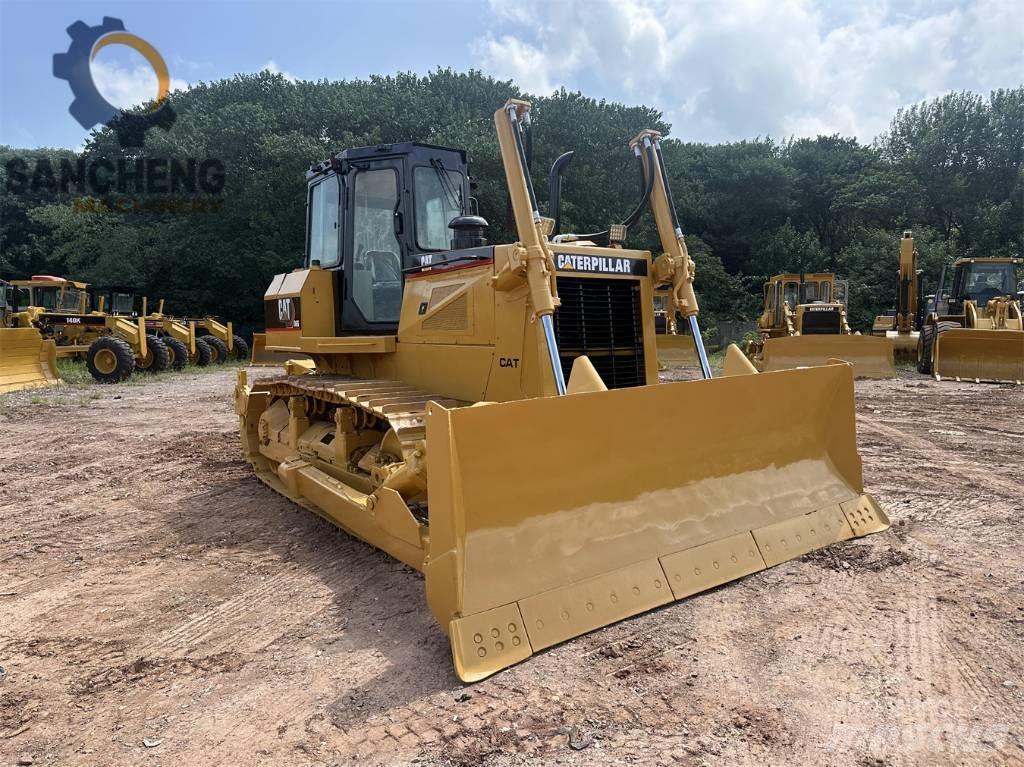CAT D 6 G Buldozer sobre oruga