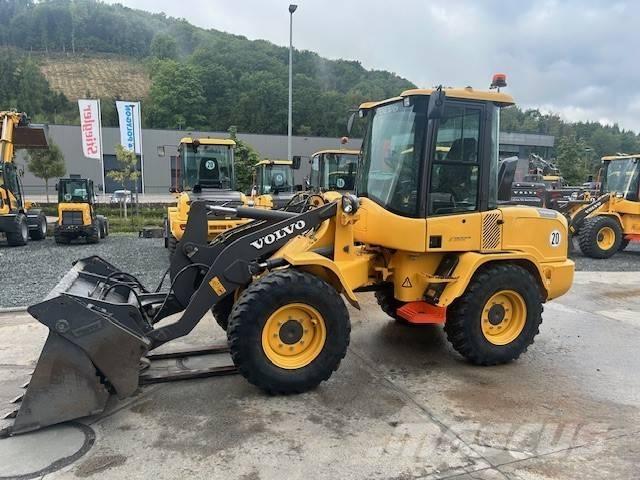 Volvo L 30 G Cargadoras sobre ruedas