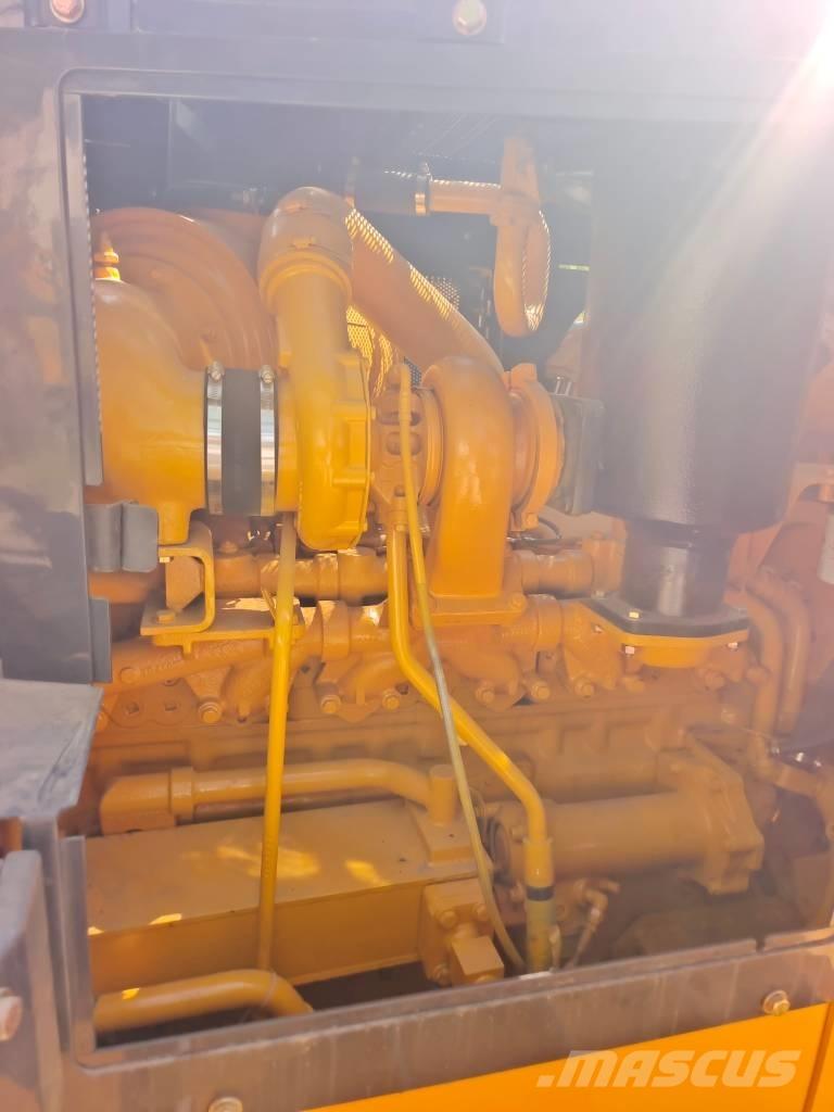 Shantui SD 22 Buldozer sobre oruga