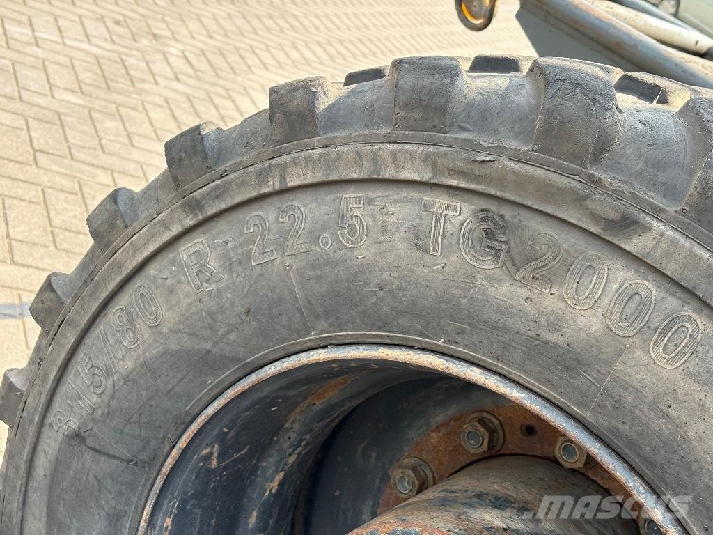 Hyundai 160W9-A Excavadoras de ruedas