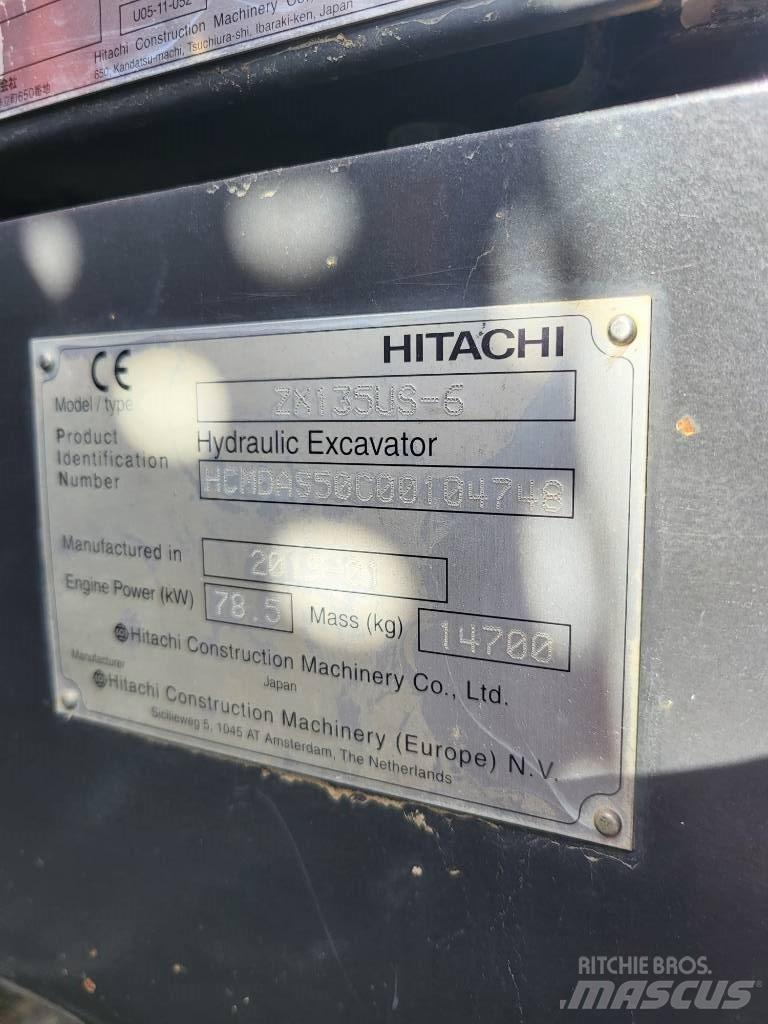 Hitachi ZX 135 US-6 Excavadoras de cadenas