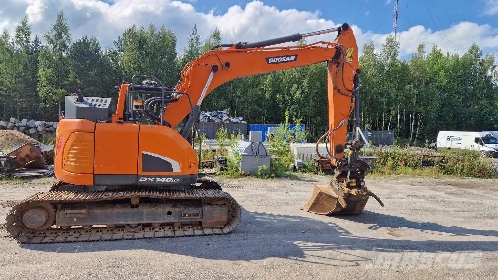 Doosan DX 140 LCR Excavadoras de cadenas