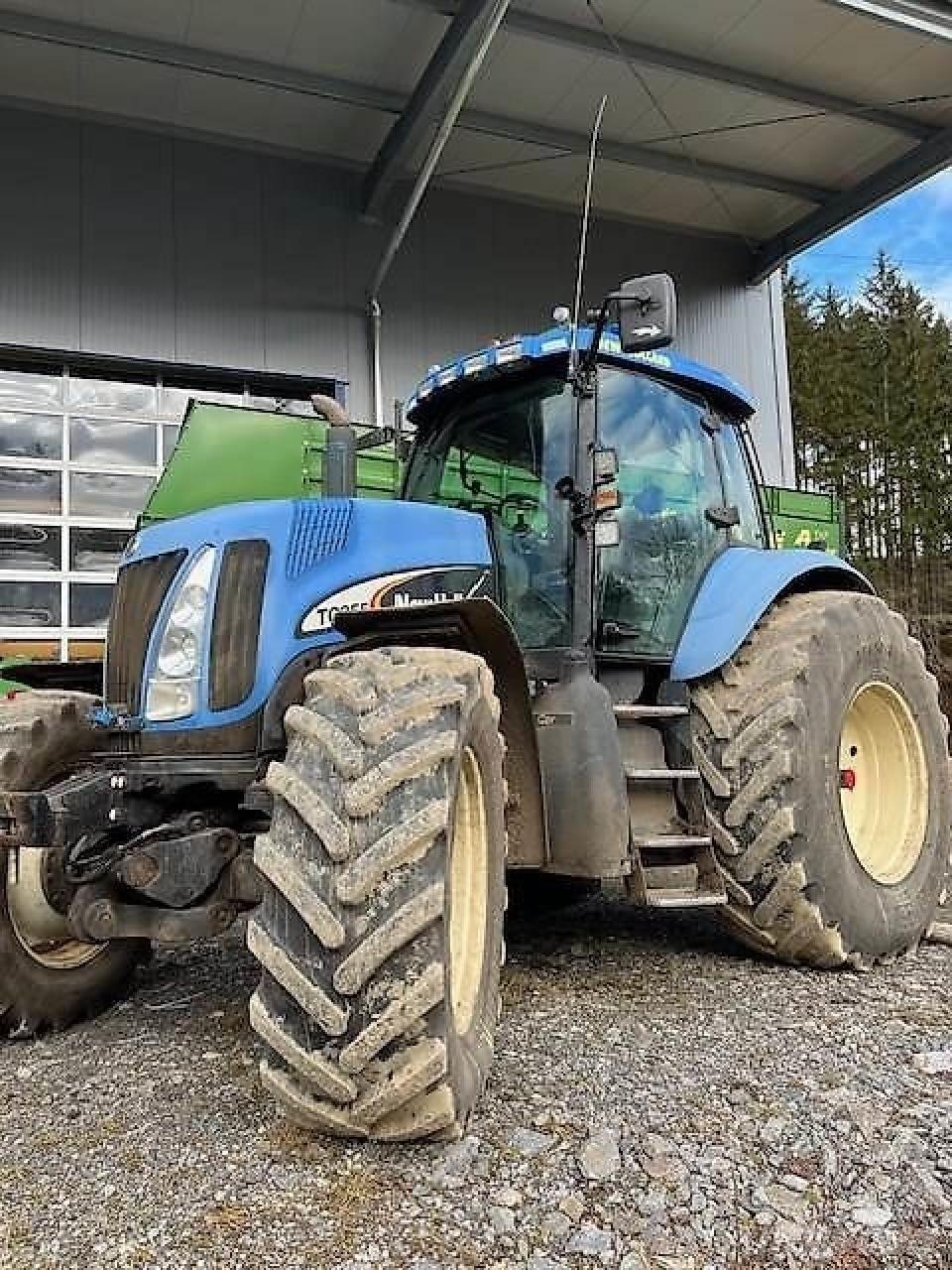 New Holland TG255 Tractores