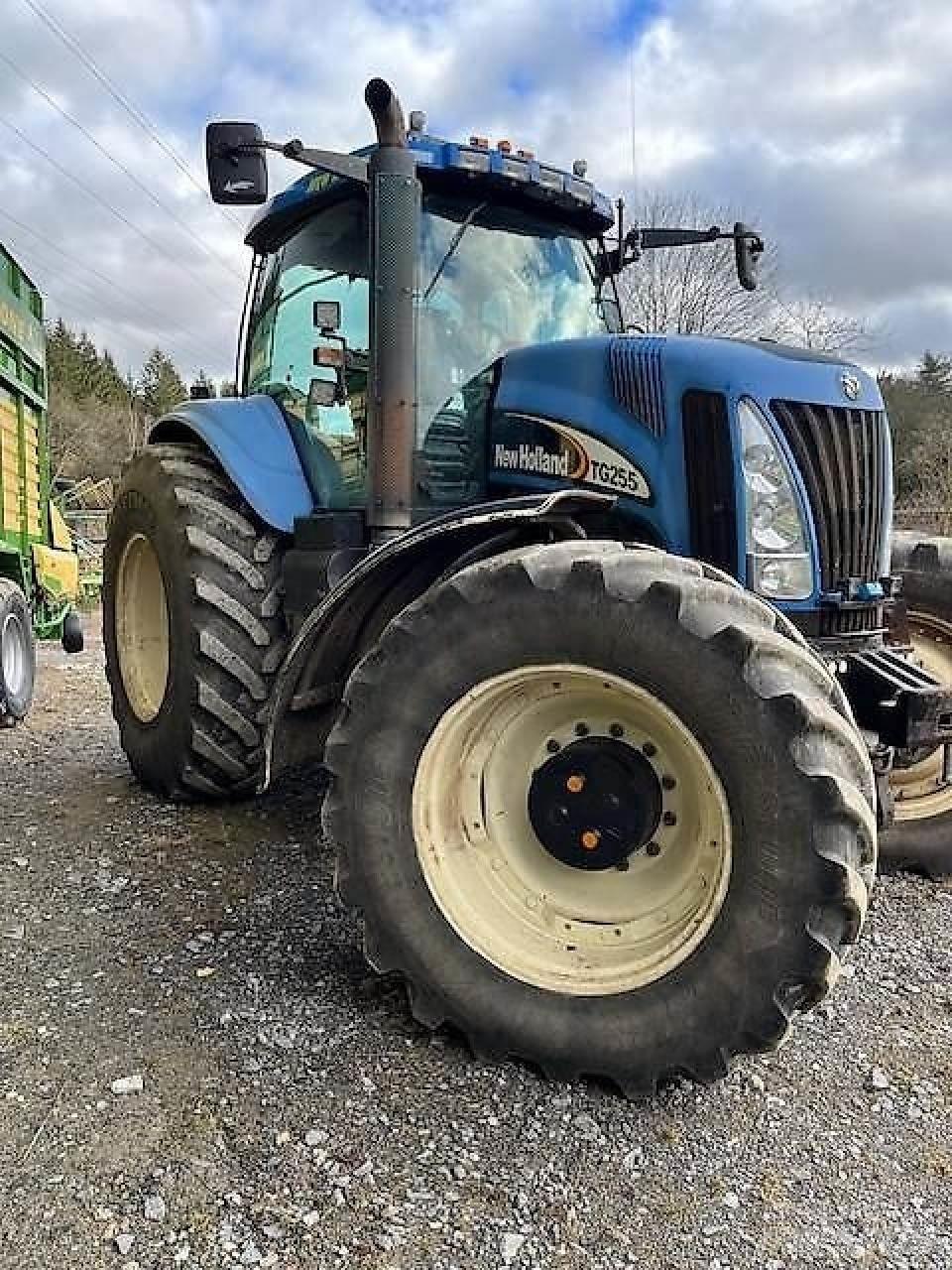 New Holland TG255 Tractores