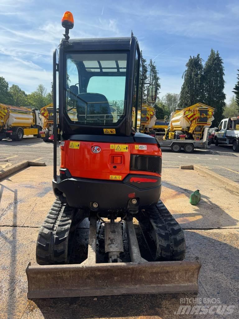 Kubota U 27-4 Mini excavadoras < 7t