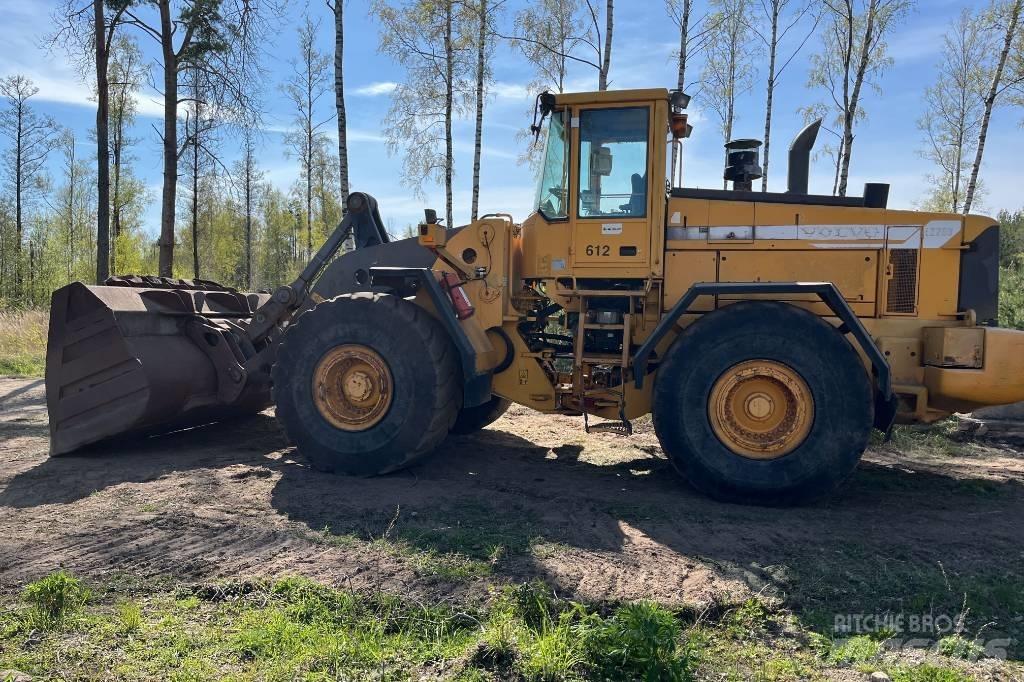 Volvo L 220 D Cargadoras sobre ruedas