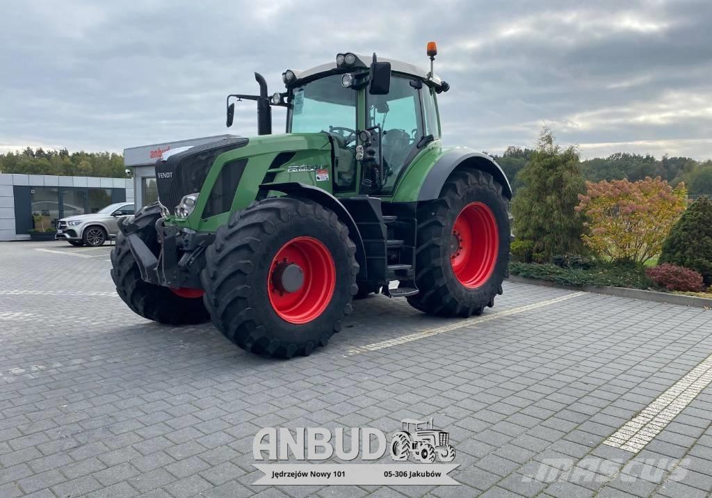 Fendt 826 Vario Tractores