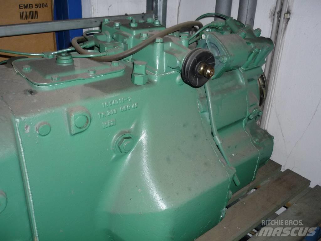 Volvo SR 2000 / 2400 Cajas de cambios