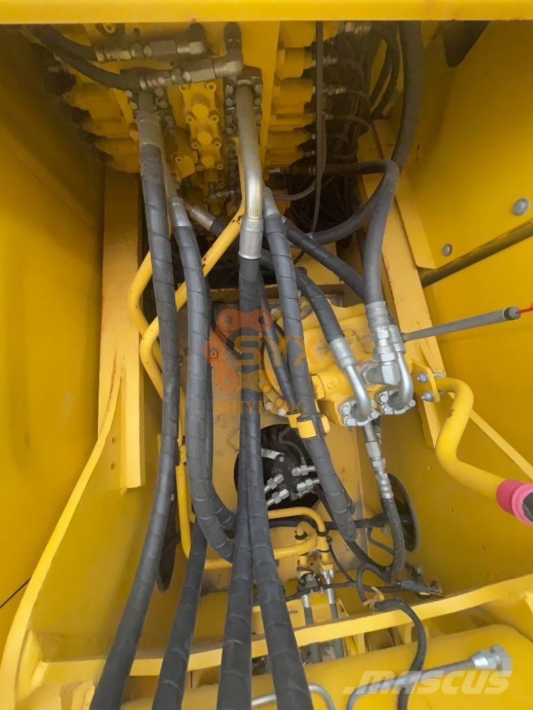 Komatsu PC 200-8 Excavadoras de cadenas