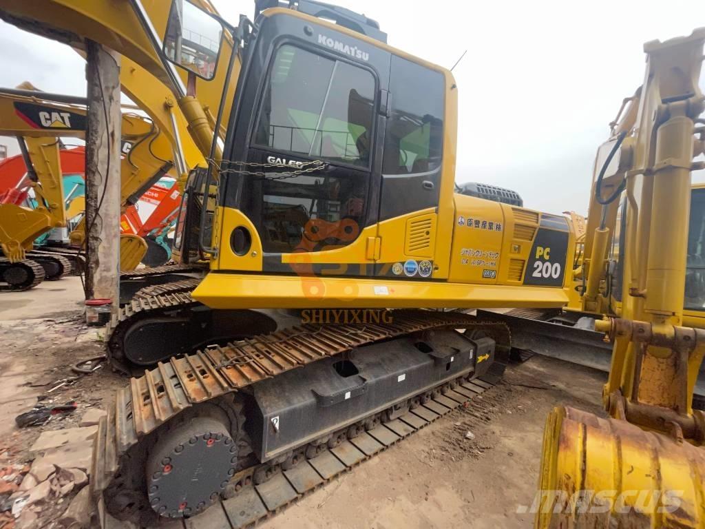 Komatsu PC 200-8 Excavadoras de cadenas